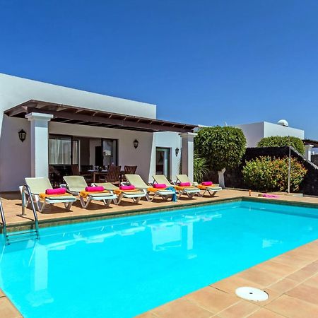Villa Yaiza By Villa Plus Плайя-Бланка Екстер'єр фото