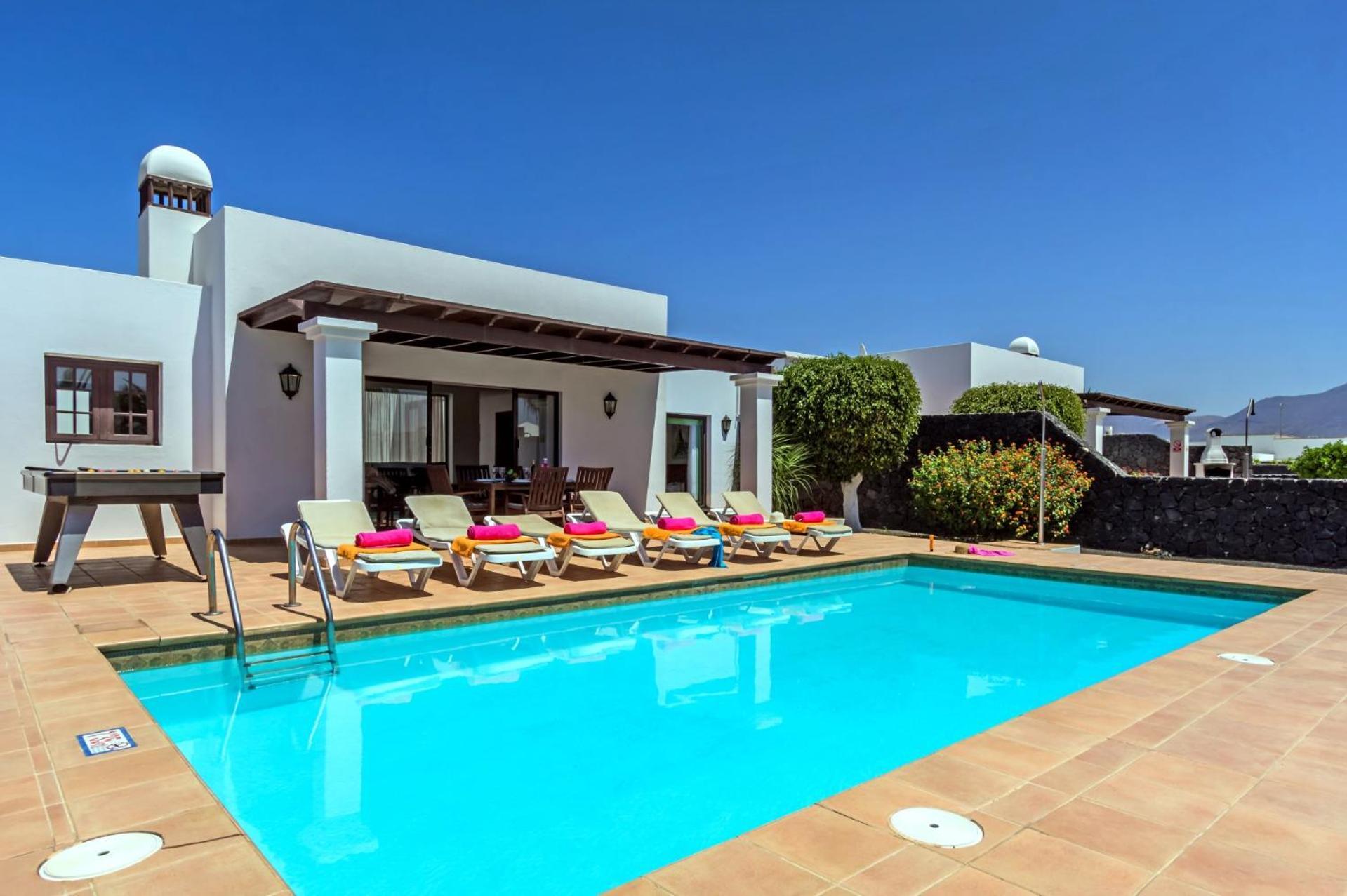 Villa Yaiza By Villa Plus Плайя-Бланка Екстер'єр фото